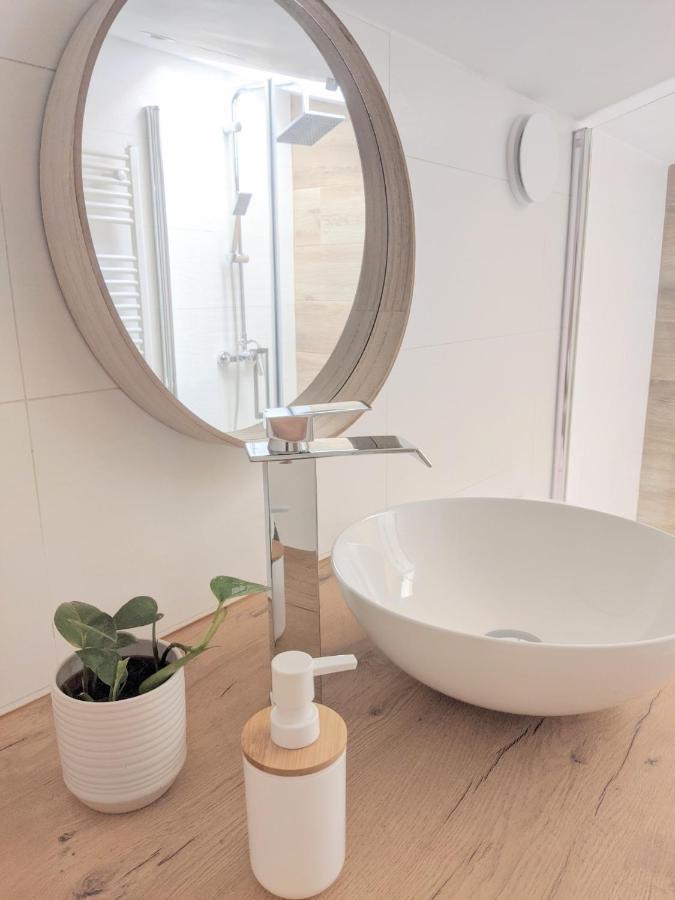 Apartamentos Baldenora Llanes Eksteriør bilde